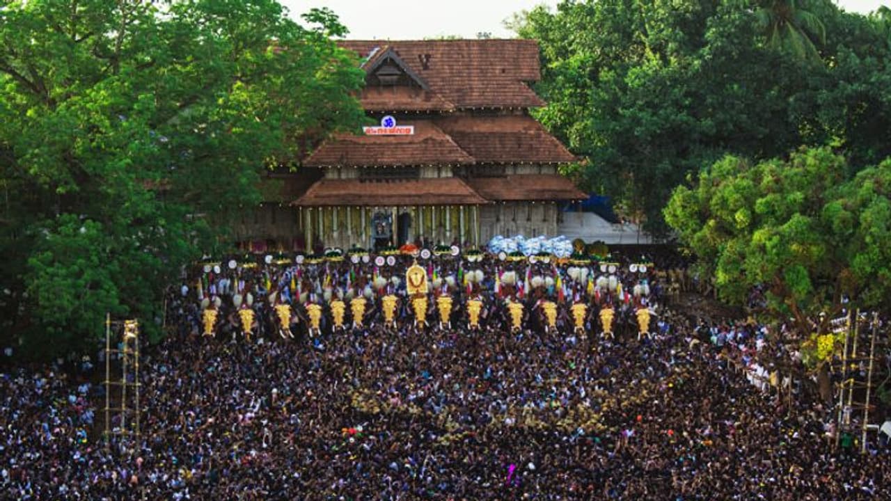 മുടങ്ങിപ്പോയ ചില തൃശൂർ പൂരങ്ങളുടെ കഥ മുടങ്ങിപ്പോയ ചില തൃശൂർ പൂരങ്ങളുടെ കഥ