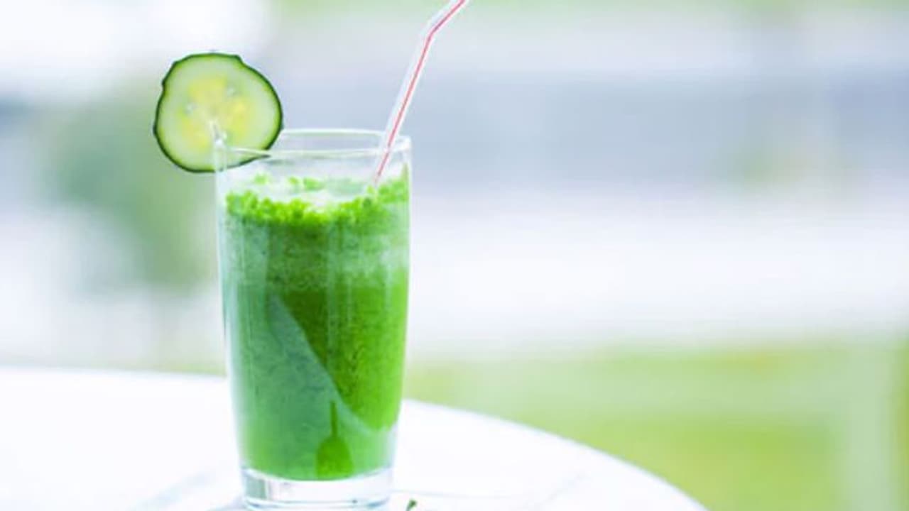 വണ്ണമല്ല, വയറാണോ പ്രശ്നം?; കുറയ്ക്കാം വെറും ഒരു ജ്യൂസിലൂടെ... വണ്ണമല്ല, വയറാണോ പ്രശ്നം?; കുറയ്ക്കാം വെറും ഒരു ജ്യൂസിലൂടെ...