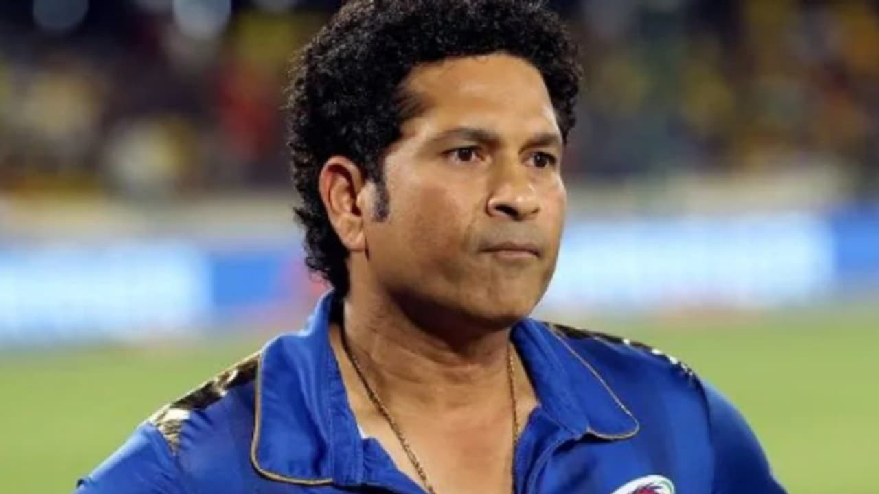 ക്രിക്കറ്റ് ബാറ്റ് കമ്പനിക്കെതിരെ കേസ് ഫയല്‍ ചെയ്ത് സച്ചിന്‍