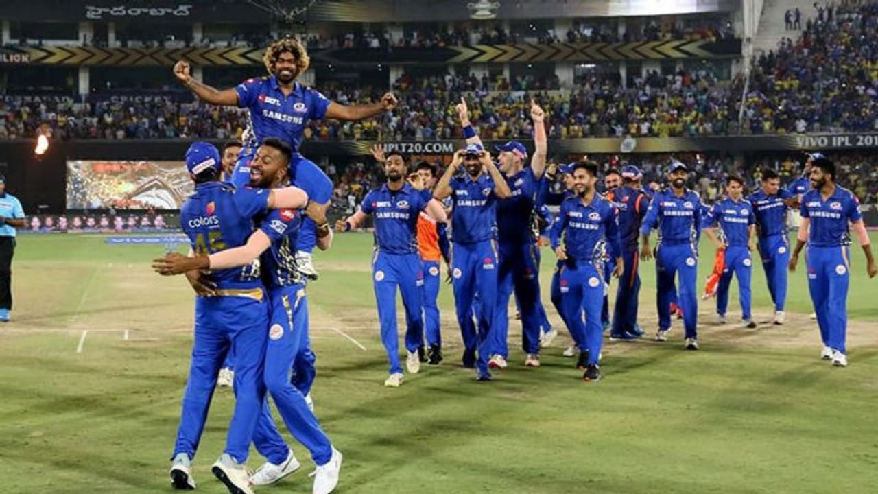 শেষ বলে স্লোয়ারের ফাটকা! নেপথ্য কাহিনি কী, জানালেন রোহিত