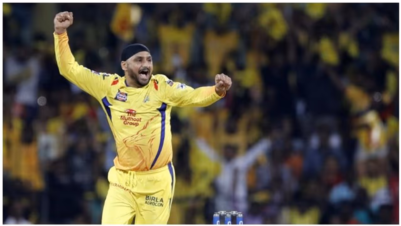 "ஆதார் இல்லாதவங்களுக்கும் அட்ரஸ் நம்ம சென்னை " மெட்ராஸ் டேக்கு ஹர்பஜன் சிங் வாழ்த்து .. "ஆதார் இல்லாதவங்களுக்கும் அட்ரஸ் நம்ம சென்னை " மெட்ராஸ் டேக்கு ஹர்பஜன் சிங் வாழ்த்து ..