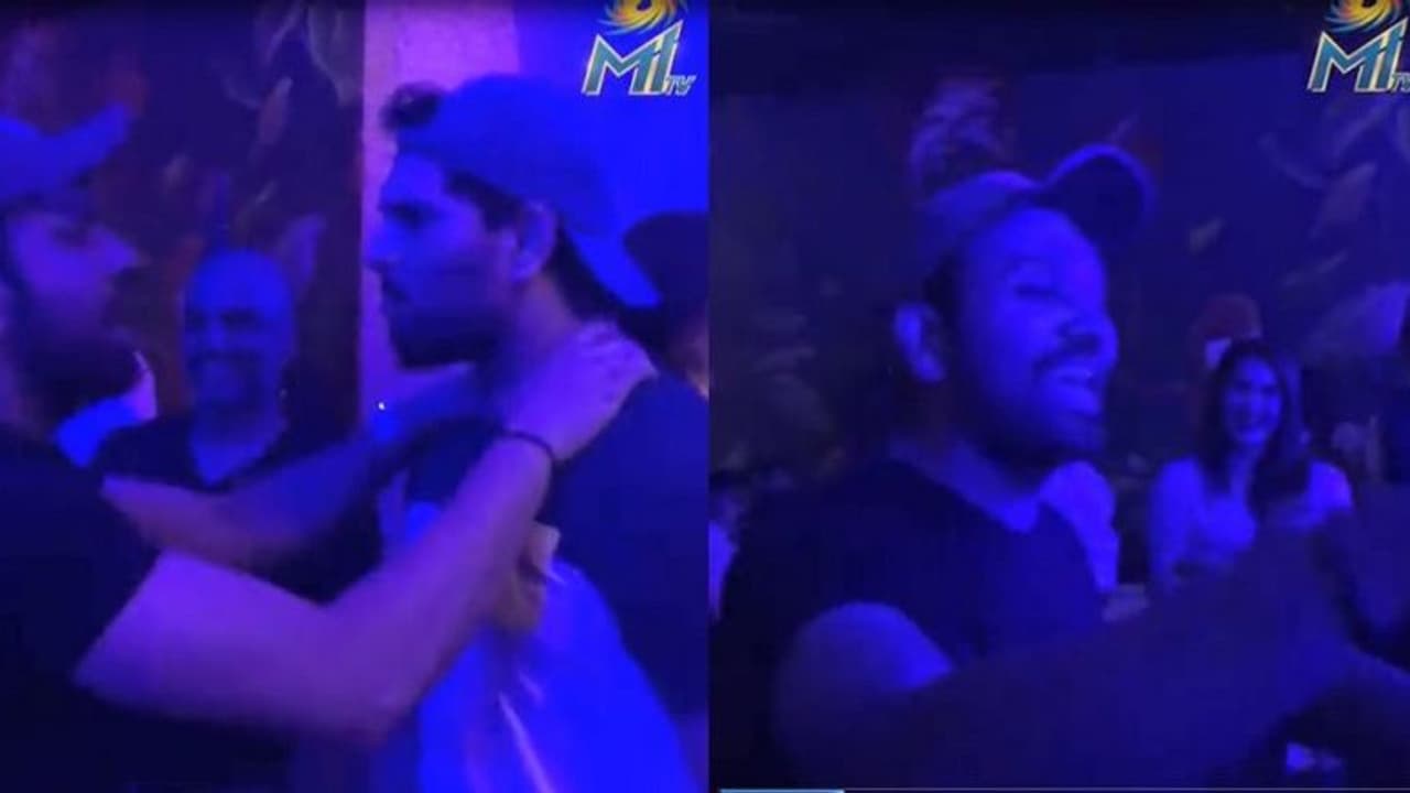 ಮುಂಬೈ ಇಂಡಿಯನ್ಸ್ ಟ್ರೋಫಿ ಪಾರ್ಟಿ ಯುವಿ,ರೋಹಿತ್ ಡ್ಯಾನ್ಸ್ ವೈರಲ್! ಮುಂಬೈ ಇಂಡಿಯನ್ಸ್ ಟ್ರೋಫಿ ಪಾರ್ಟಿ ಯುವಿ,ರೋಹಿತ್ ಡ್ಯಾನ್ಸ್ ವೈರಲ್!