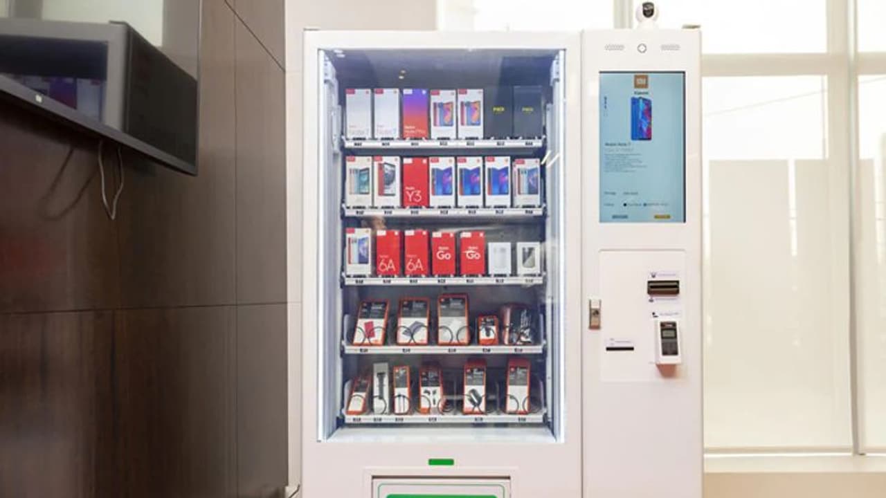 ಇನ್ನು ಎಟಿಎಂ ಮಾದರಿ ಯಂತ್ರದಲ್ಲೇ ಮೊಬೈಲ್‌ ಸಿಗುತ್ತೆ!