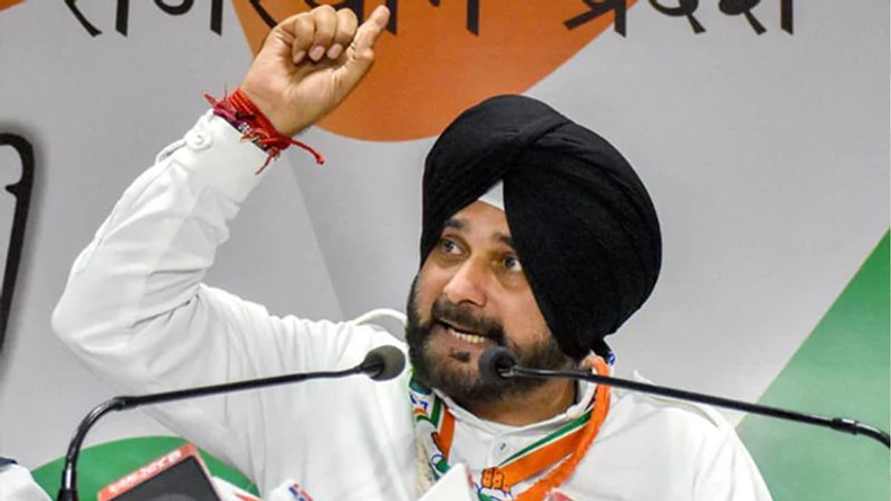 28 ದಿನದಲ್ಲಿ 80 ಭಾಷಣ, ಸಿಧು ಧ್ವನಿಪೆಟ್ಟಿಗೆಗೆ ಹಾನಿ, 4 ದಿನ ಮೌನ ವ್ರತ 28 ದಿನದಲ್ಲಿ 80 ಭಾಷಣ, ಸಿಧು ಧ್ವನಿಪೆಟ್ಟಿಗೆಗೆ ಹಾನಿ, 4 ದಿನ ಮೌನ ವ್ರತ