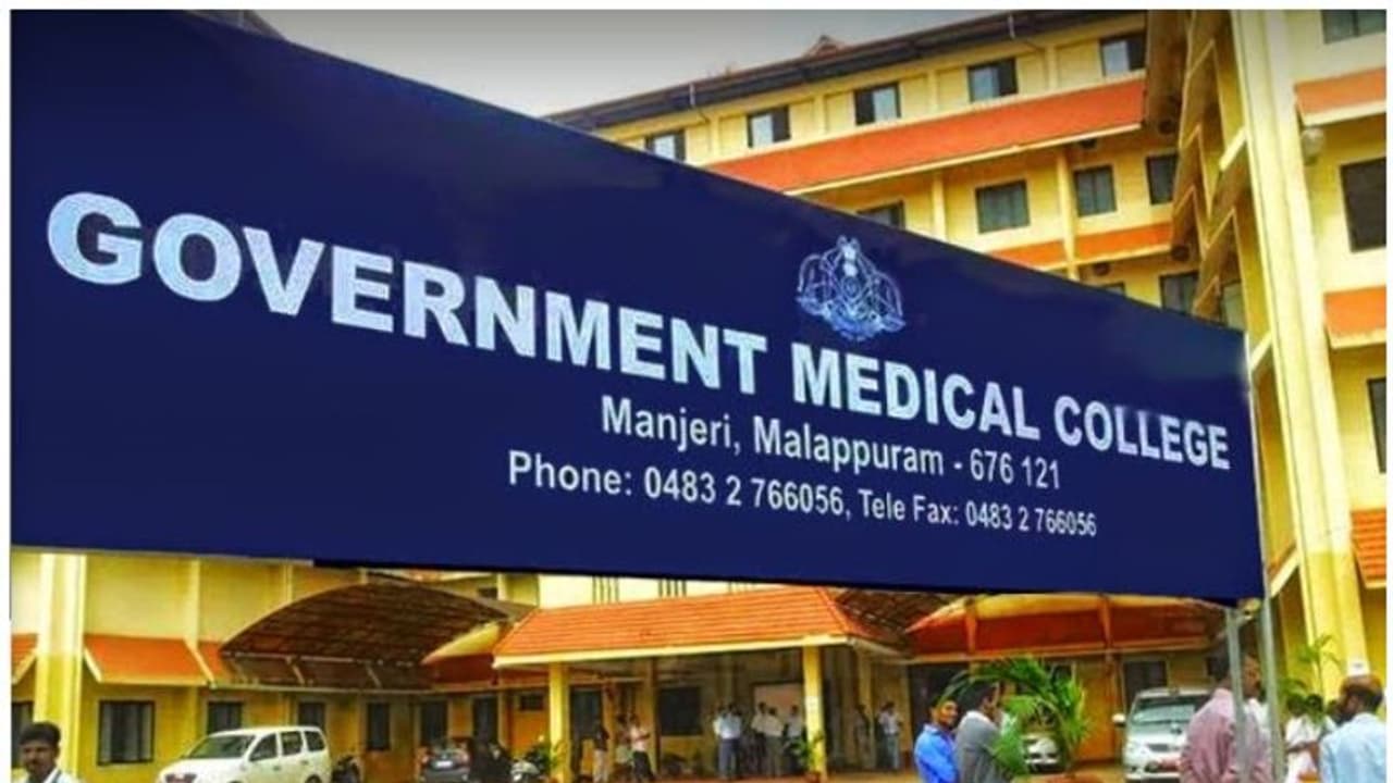 കാരുണ്യ പദ്ധതി പുതിയ രൂപത്തിൽ: ചികിത്സ ചിലവ് സർക്കാർ നേരിട്ട് ആശുപത്രിക്ക് നൽകും കാരുണ്യ പദ്ധതി പുതിയ രൂപത്തിൽ: ചികിത്സ ചിലവ് സർക്കാർ നേരിട്ട് ആശുപത്രിക്ക് നൽകും