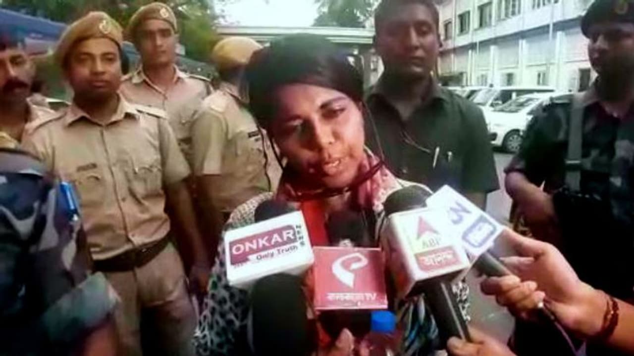 অভিযুক্তদের দিয়েই মিথ্যা মামলা করাচ্ছে মমতা সরকার! গুরুতর অভিযোগ ভারতীর অভিযুক্তদের দিয়েই মিথ্যা মামলা করাচ্ছে মমতা সরকার! গুরুতর অভিযোগ ভারতীর