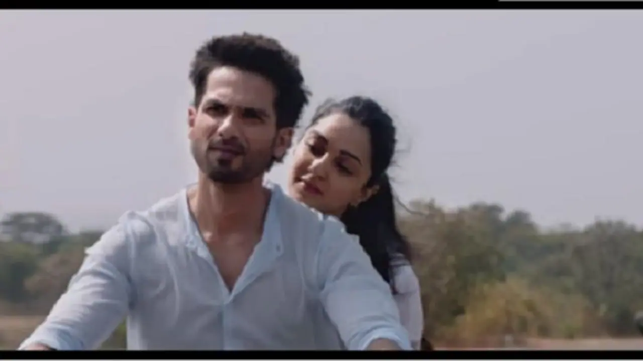 কবীর সিং এর হিংসাই তার ভালোবাসা! 'প্রেমিকাকে চড়' মন্তব্যের পরে আবার বিতর্কে পরিচালক কবীর সিং এর হিংসাই তার ভালোবাসা! 'প্রেমিকাকে চড়' মন্তব্যের পরে আবার বিতর্কে পরিচালক