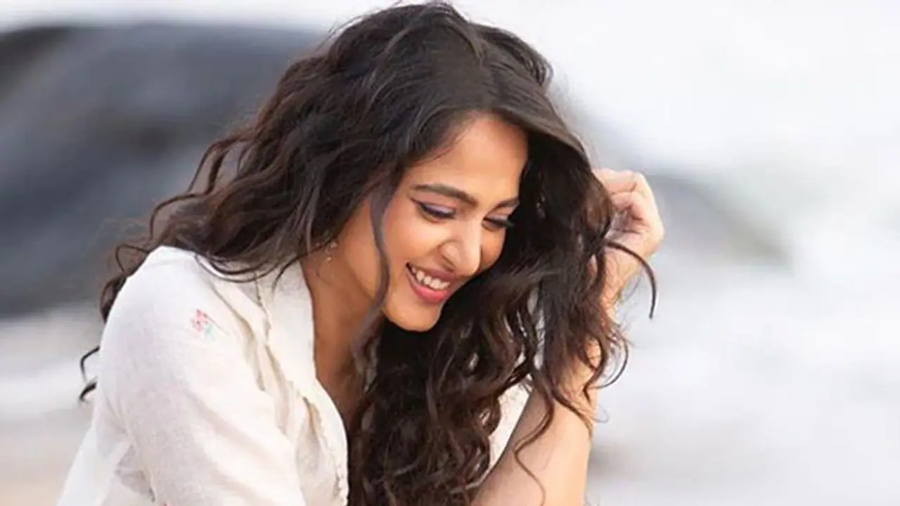 స్పానిష్ ఫిల్మ్ రీమేక్ లో అనుష్క..? స్పానిష్ ఫిల్మ్ రీమేక్ లో అనుష్క..?