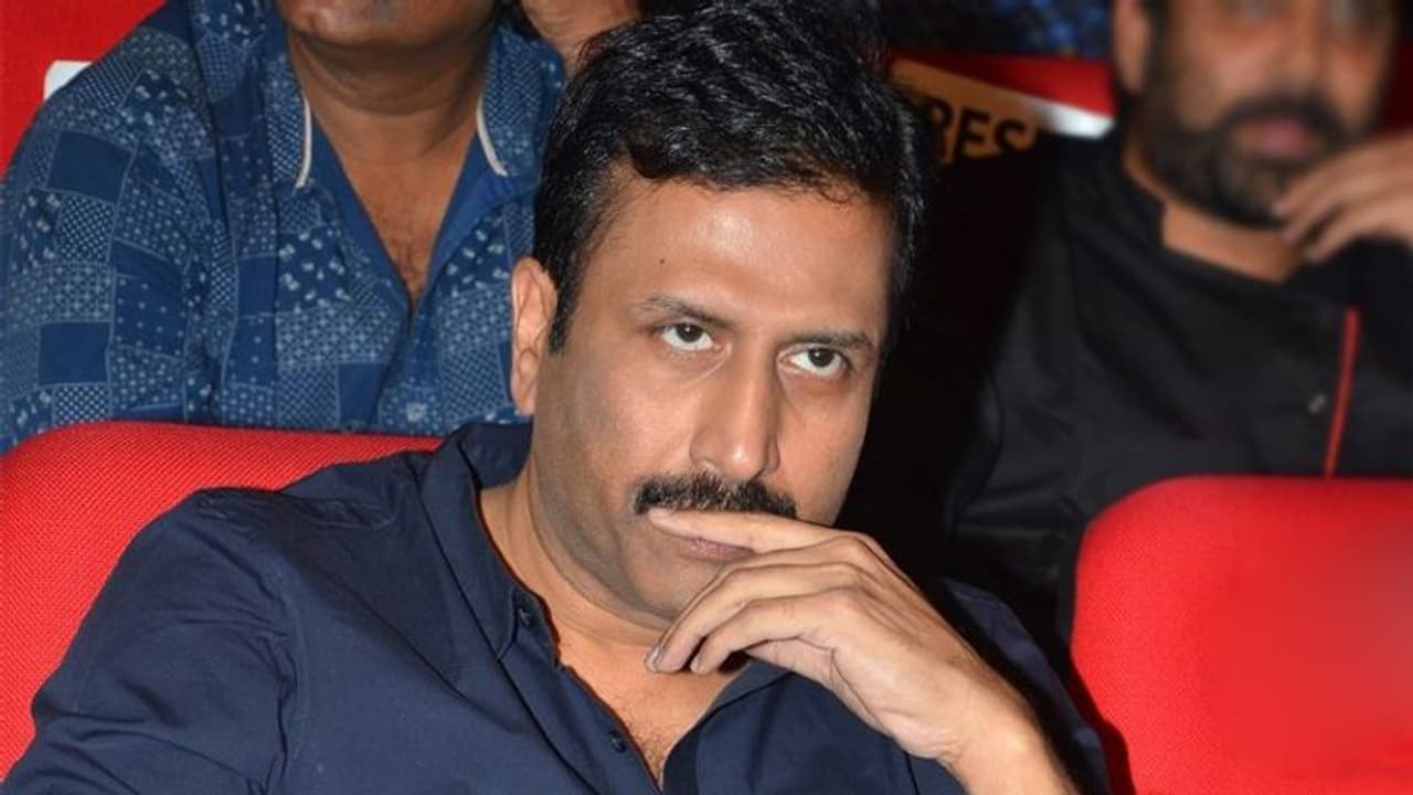 తెలంగాణ ప్రభుత్వంపై టీవీ9 మాజీ సిఈవో రవిప్రకాశ్ సంచలన ఆరోపణలు తెలంగాణ ప్రభుత్వంపై టీవీ9 మాజీ సిఈవో రవిప్రకాశ్ సంచలన ఆరోపణలు