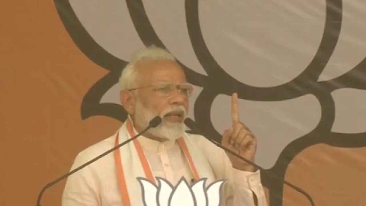 पीएम मोदी का ममता पर बड़ा हमला, 'रैली के लिए बंगाल जा रहा हूं, देखते हैं क्या होता है'