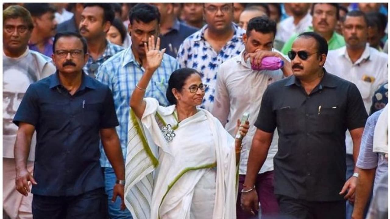 ഇടത്‌ വോട്ടുകള്‍ ബിജെപിയിലേക്ക്‌ മറിഞ്ഞു; തൃണമൂല്‍ കോണ്‍ഗ്രസിന്റെ ആഭ്യന്തര റിപ്പോര്‍ട്ട്‌