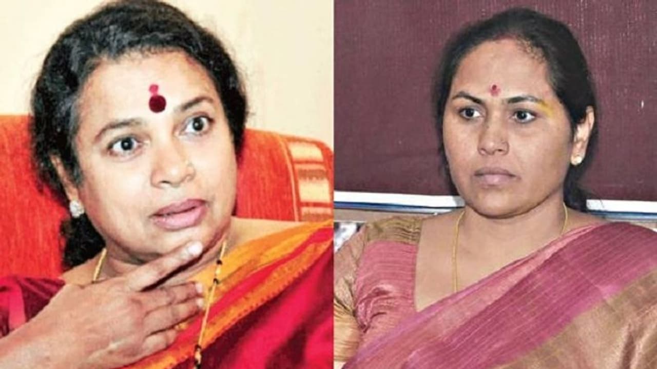 'ನಮ್ಮ ನಾಯಕರು ಬಳಿ ಹಾಕಿಕೊಂಡ್ರೆ, ನಿಮ್ಮ ನಾಯಕರು ಸೀರೆ ಉಡ್ತಾರಾ'...? 'ನಮ್ಮ ನಾಯಕರು ಬಳಿ ಹಾಕಿಕೊಂಡ್ರೆ, ನಿಮ್ಮ ನಾಯಕರು ಸೀರೆ ಉಡ್ತಾರಾ'...?