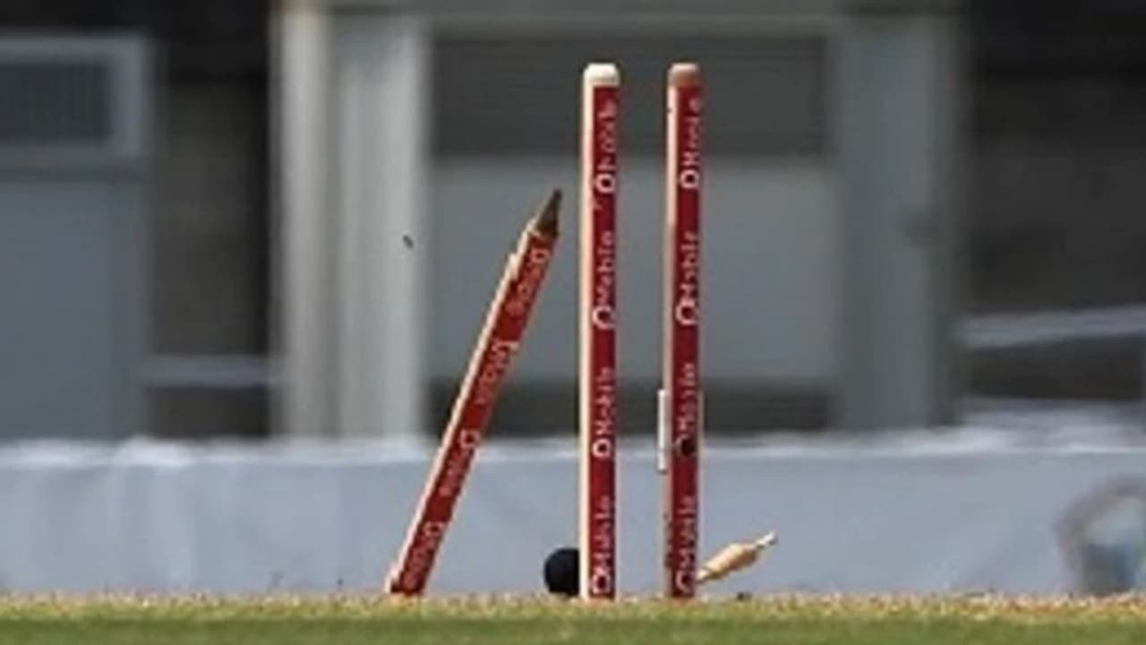 വനിതാ അണ്ടർ 23 ഏകദിന ടൂർണ്ണമെന്റിൽ സൗരാഷ്ട്രയെ വിറപ്പിച്ച് കേരളം വീണു വനിതാ അണ്ടർ 23 ഏകദിന ടൂർണ്ണമെന്റിൽ സൗരാഷ്ട്രയെ വിറപ്പിച്ച് കേരളം വീണു