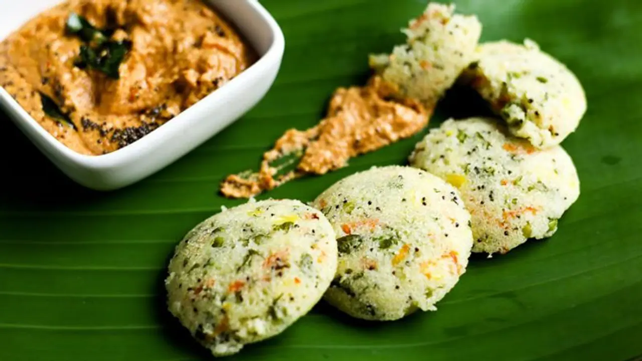 റവ ഇഡ്ഢലി തയ്യാറാക്കാം റവ ഇഡ്ഢലി തയ്യാറാക്കാം