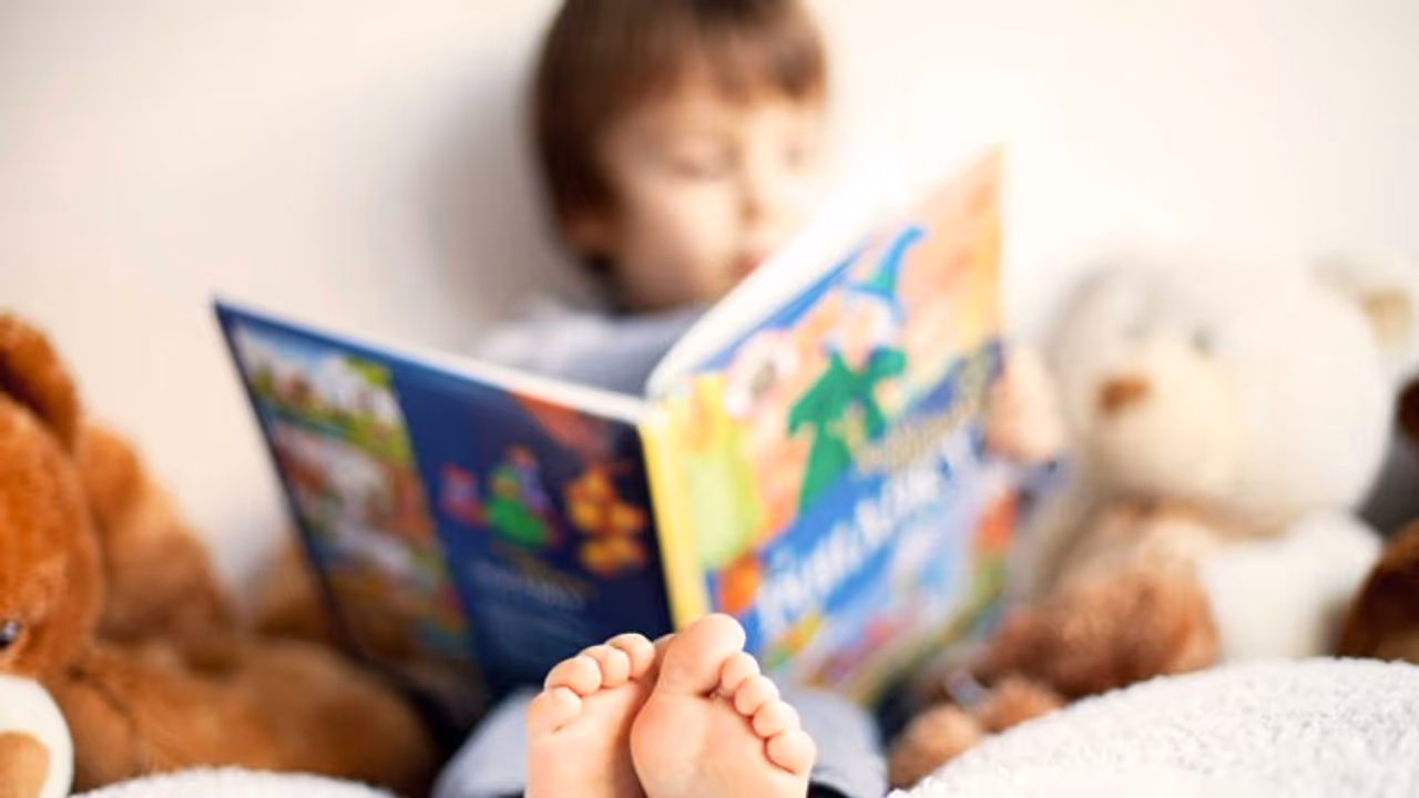 ಮಕ್ಕಳು ಅವರಿಗಿಷ್ಟವಾದ ಪುಸ್ತಕ ಓದಿಕೊಳ್ಳಲಿ, ನಿಮಗೇನು ಕಷ್ಟ?