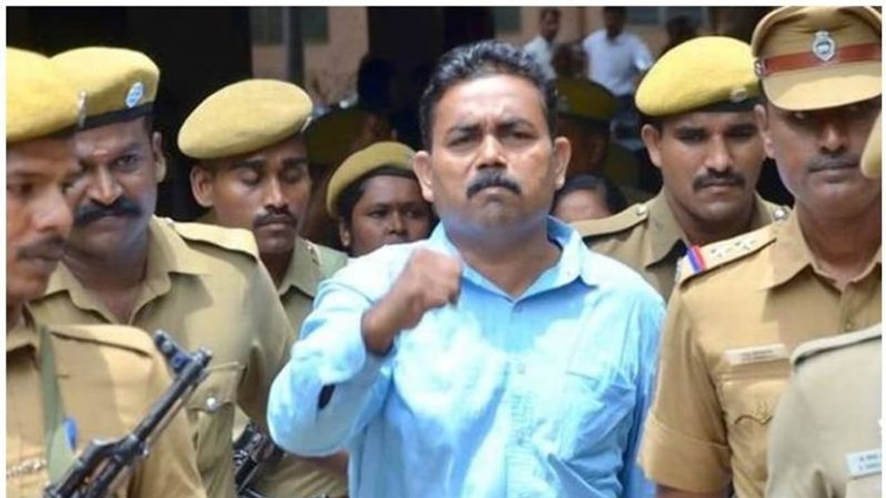 നിലപാട് മാറ്റി സര്‍ക്കാര്‍; രൂപേഷിനെതിരെ യുഎപിഎ പുനസ്ഥാപിക്കേണ്ടെന്ന് സുപ്രീം കോടതിയില്‍ ഹര്‍ജി