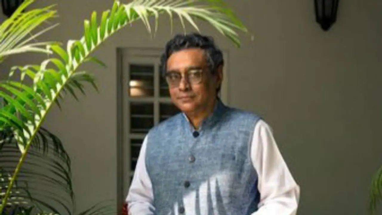 Why did Swapan Dasgupta claim 50,000 burqas are being brought in for Bengal election?