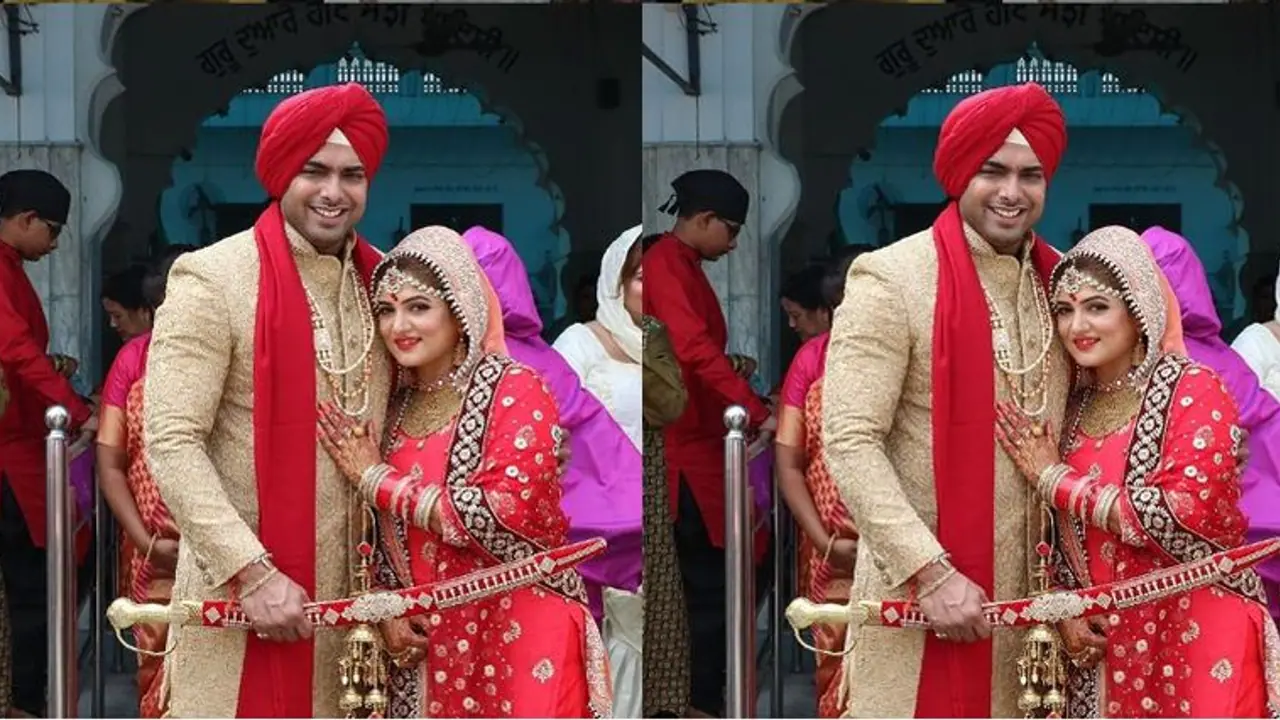 রাতের শহরে শ্রাবন্তী লং Bike Ride, কার পিছনে বসে কলকাতা ঘুরছেন অভিনেত্রী রাতের শহরে শ্রাবন্তী লং Bike Ride, কার পিছনে বসে কলকাতা ঘুরছেন অভিনেত্রী