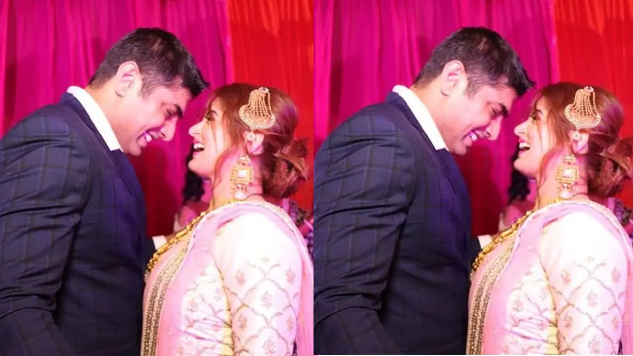 রোশনকে ভুলে চরম সুখ খুঁজে পেলেন শ্রাবন্তী, ভাইরাল ভিডিওতে আনন্দে আত্মহারা অভিনেত্রী রোশনকে ভুলে চরম সুখ খুঁজে পেলেন শ্রাবন্তী, ভাইরাল ভিডিওতে আনন্দে আত্মহারা অভিনেত্রী