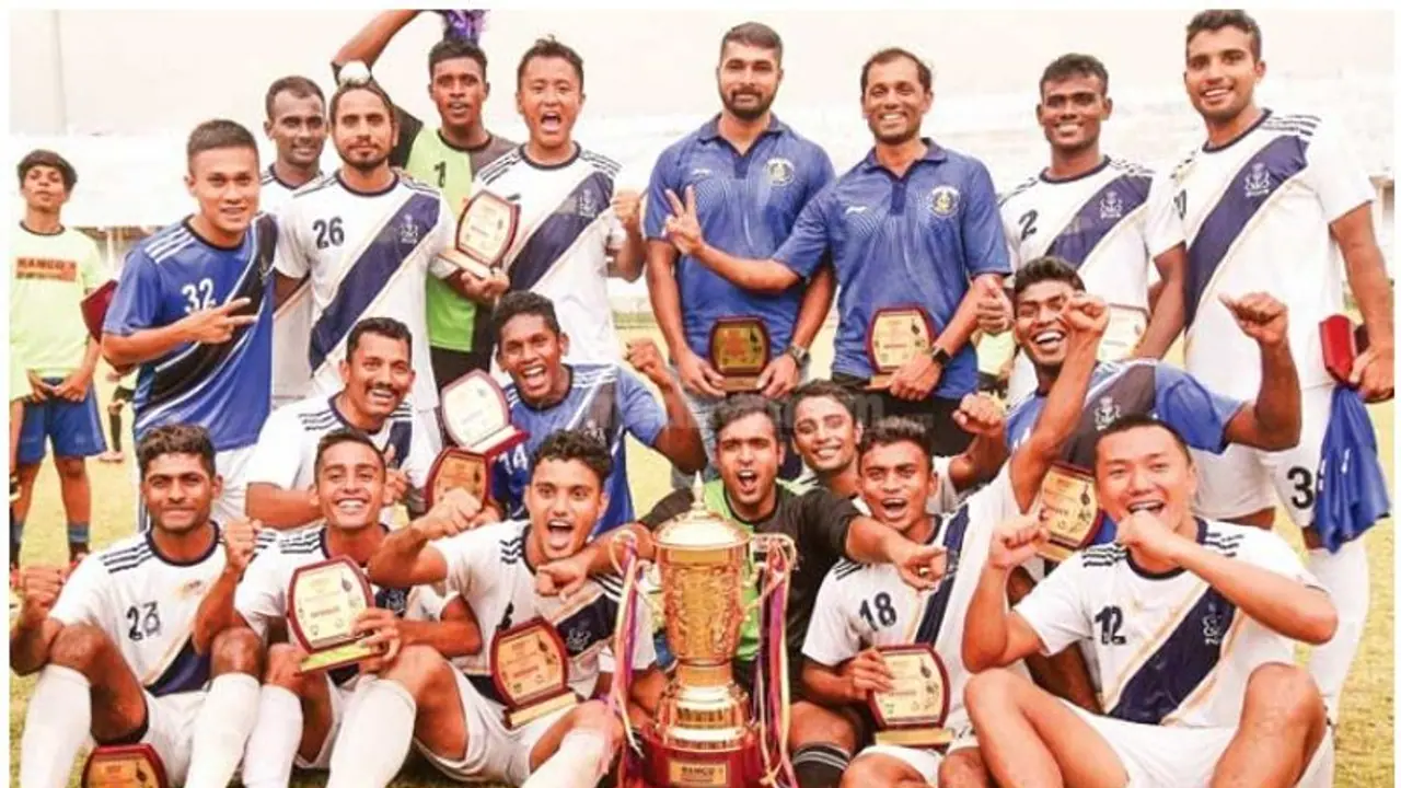 കേരള പ്രീമിയർ ലീഗ് ഫു്ടബോള്; കിരീടം ഇന്ത്യന് നേവിക്ക് കേരള പ്രീമിയർ ലീഗ് ഫു്ടബോള്; കിരീടം ഇന്ത്യന് നേവിക്ക്