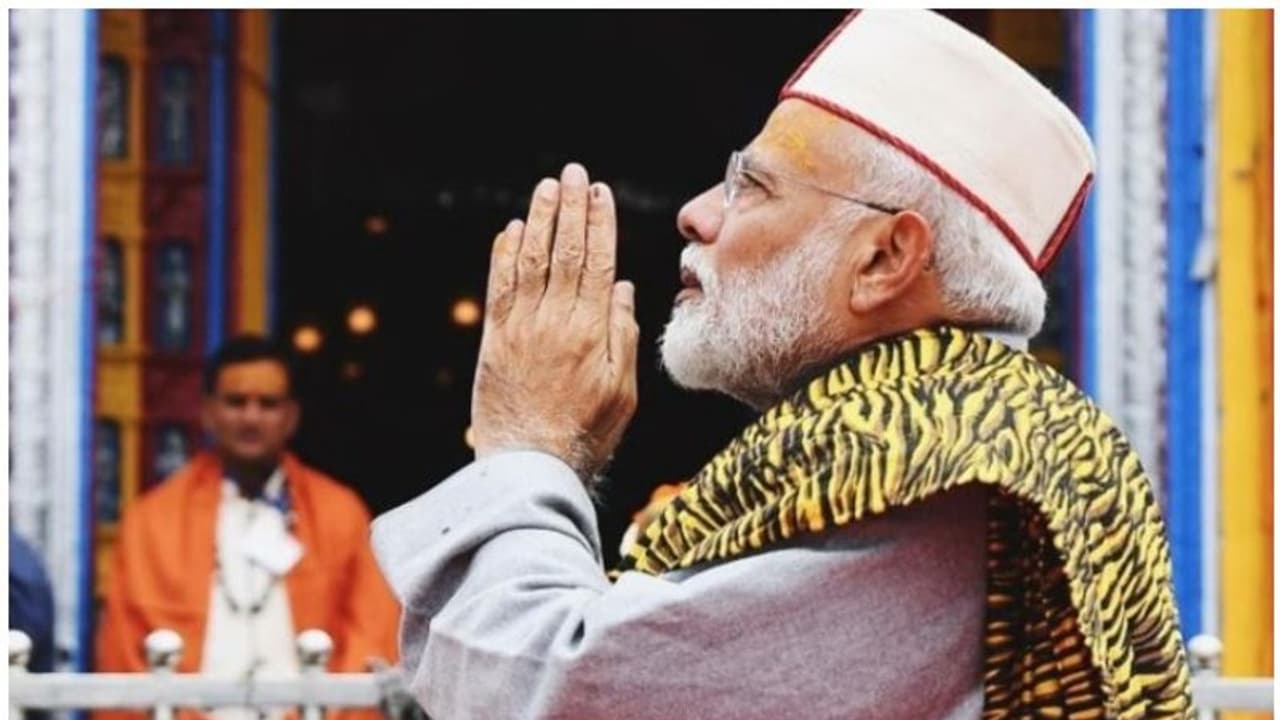 టైమ్స్ నౌ సర్వే: ఎన్డీఏకే ఆధిక్యత, మోడీకే పట్టం టైమ్స్ నౌ సర్వే: ఎన్డీఏకే ఆధిక్యత, మోడీకే పట్టం