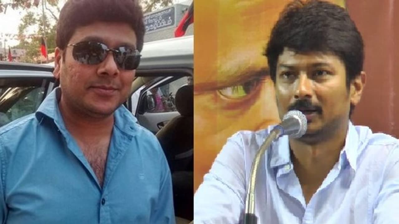 ஸ்டாலின் மீது பாய்ந்த உதயநிதி, சபரீசன்: நிர்வாகிகளை பார்த்து பயப்படுறீங்களா? என சரமாரி கேள்வி. ஸ்டாலின் மீது பாய்ந்த உதயநிதி, சபரீசன்: நிர்வாகிகளை பார்த்து பயப்படுறீங்களா? என சரமாரி கேள்வி.