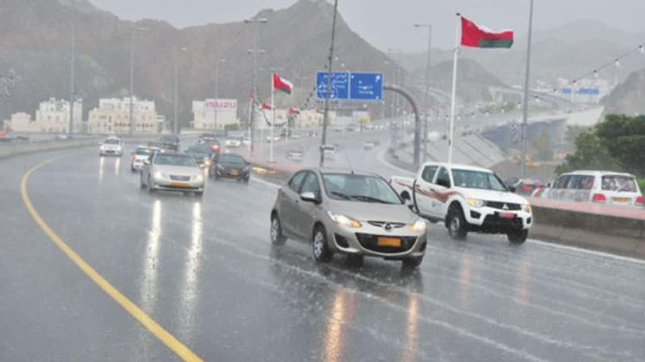 ഒമാനില് മഴയും പ്രതികൂല കാലാവസ്ഥയും ബുധനാഴ്ച വരെ തുടരും; ജാഗ്രതാ നിര്ദേശം ഒമാനില് മഴയും പ്രതികൂല കാലാവസ്ഥയും ബുധനാഴ്ച വരെ തുടരും; ജാഗ്രതാ നിര്ദേശം