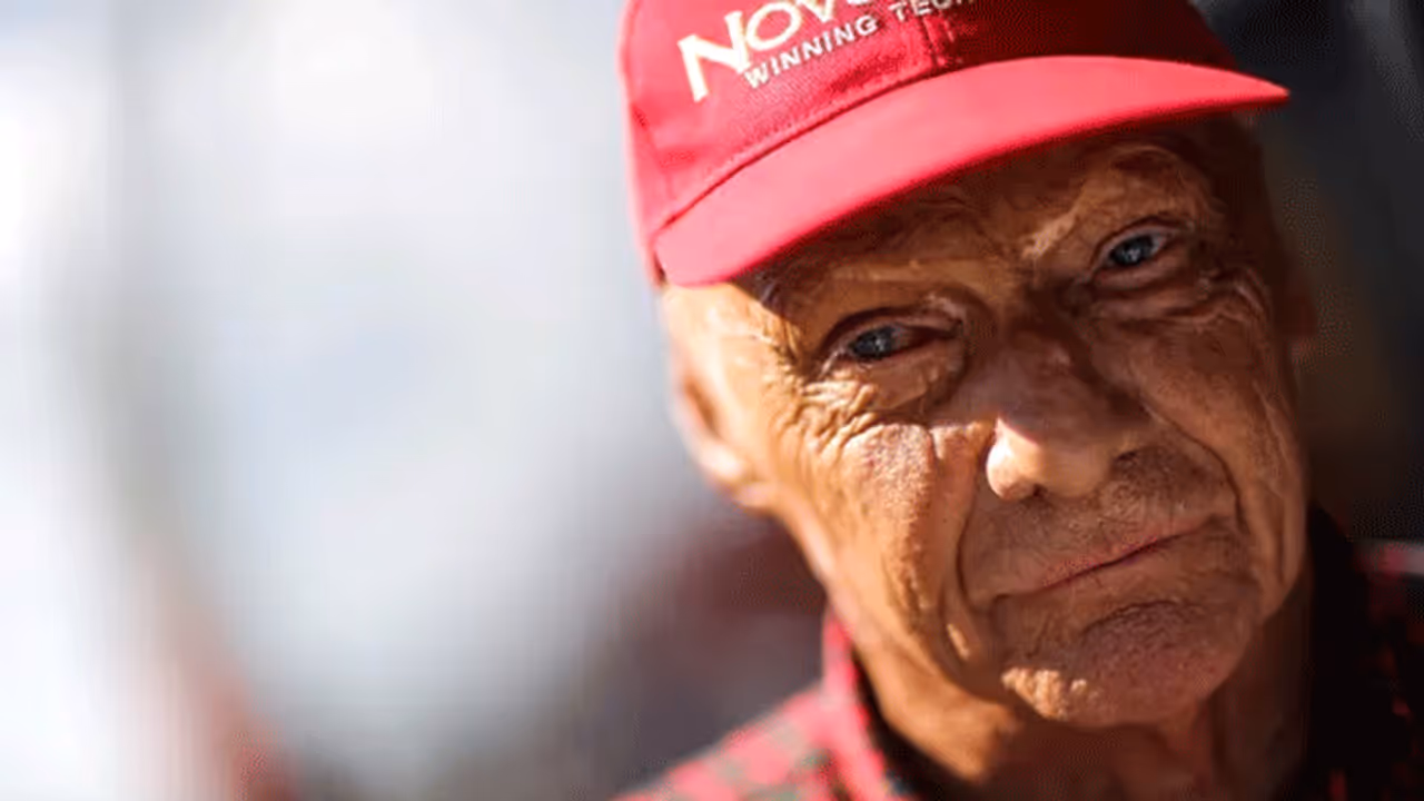 ఫార్ములా వన్ దిగ్గజం నికీ లాడా కన్నుమూత ఫార్ములా వన్ దిగ్గజం నికీ లాడా కన్నుమూత