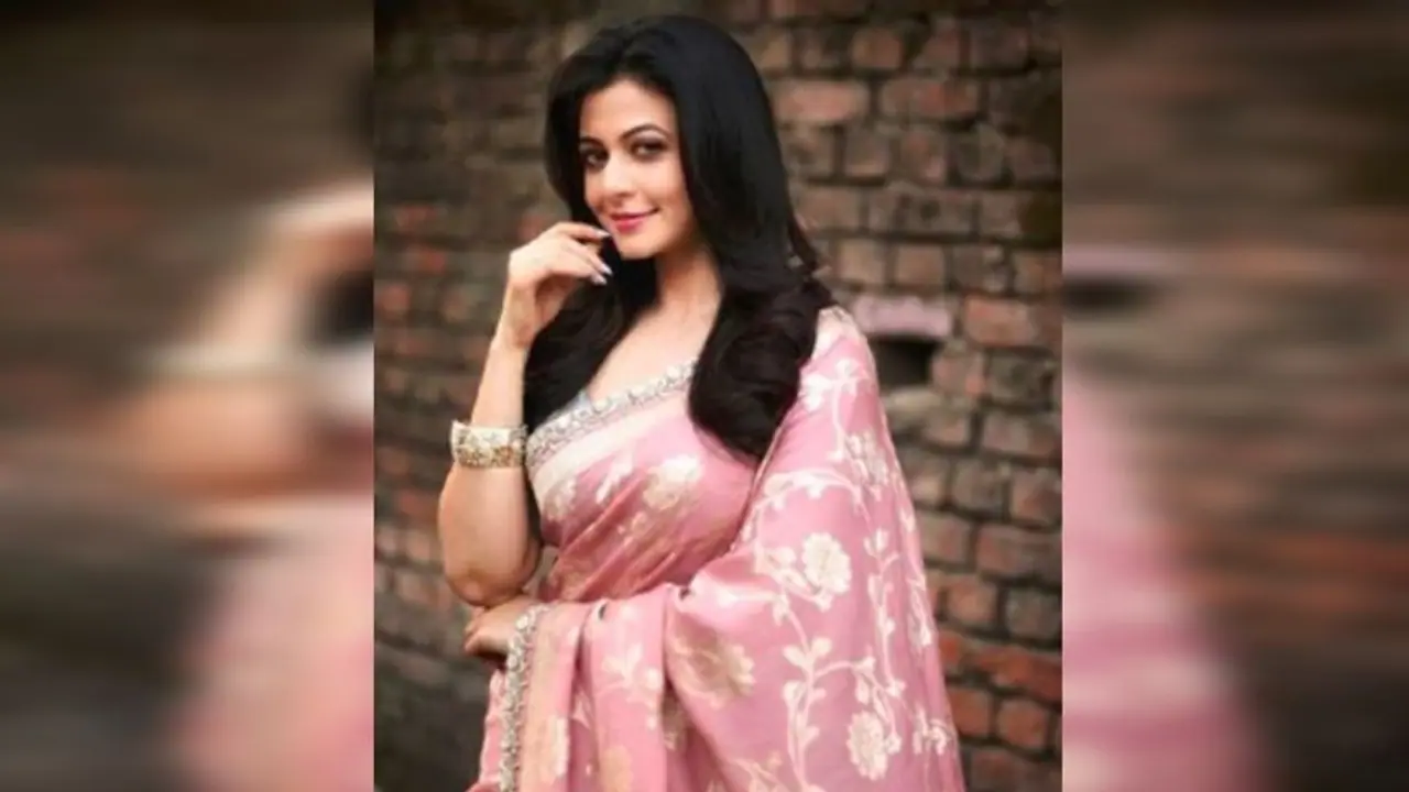 নিজের জন্ম মাসেই সন্তানযোগ কোয়েলের, অপেক্ষার দিন গুনছেন অভিনেত্রী নিজের জন্ম মাসেই সন্তানযোগ কোয়েলের, অপেক্ষার দিন গুনছেন অভিনেত্রী