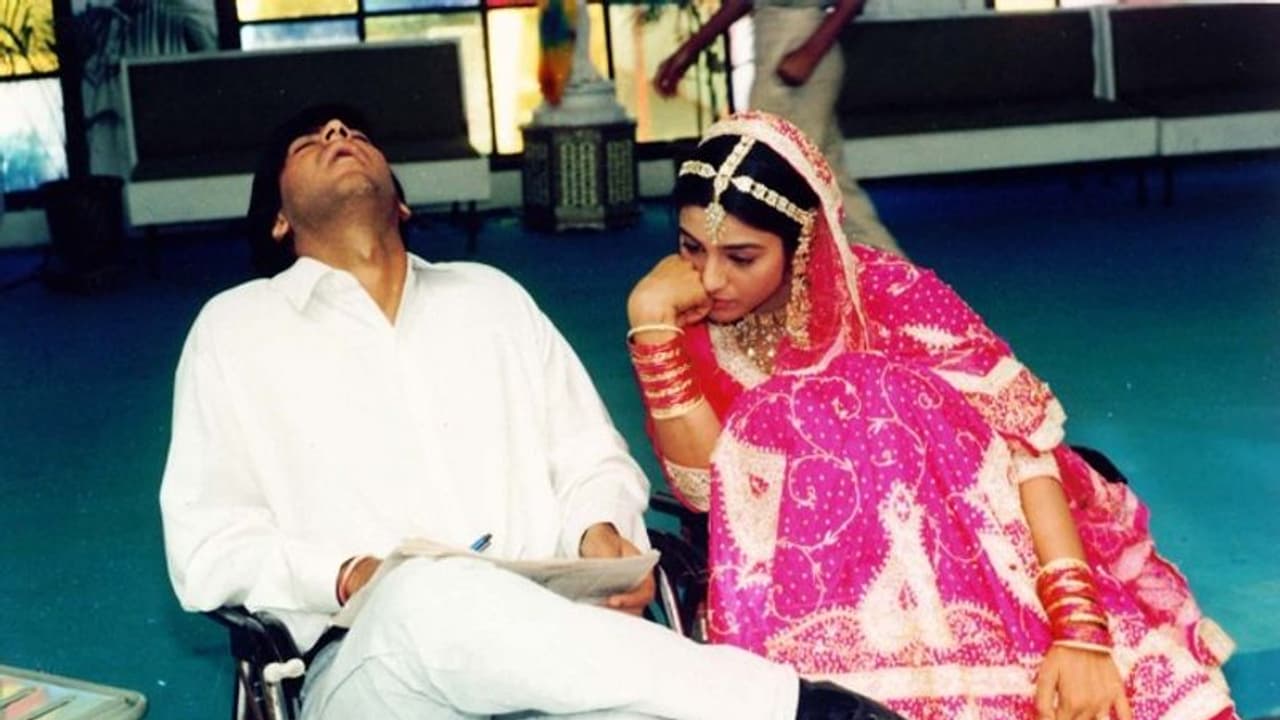 ಹುಡುಗಿ ಪಕ್ಕದಲ್ಲಿದ್ರೂ ನಿದ್ದೆ ಮಾಡೋದಾ! ಛೇ ಎಂಥ ಮಾರ್ರೆ! ಹುಡುಗಿ ಪಕ್ಕದಲ್ಲಿದ್ರೂ ನಿದ್ದೆ ಮಾಡೋದಾ! ಛೇ ಎಂಥ ಮಾರ್ರೆ!