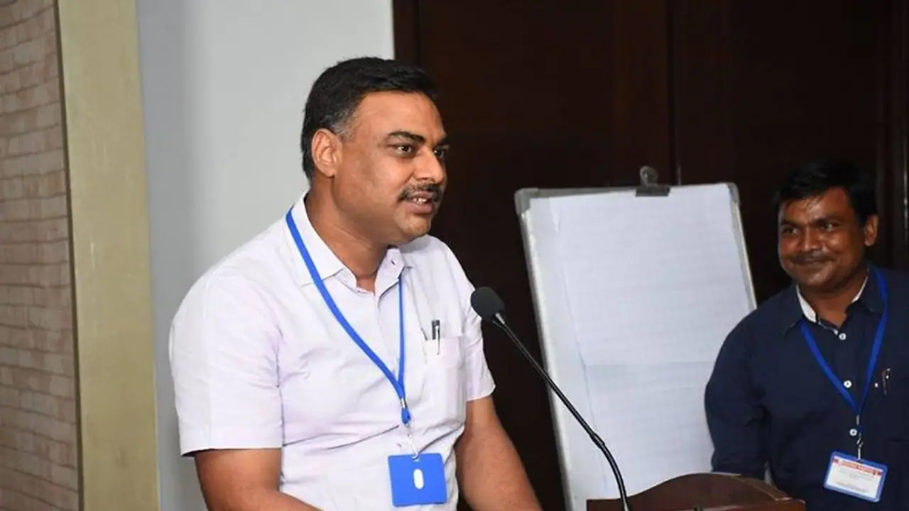 How UP civil servants are being short changed