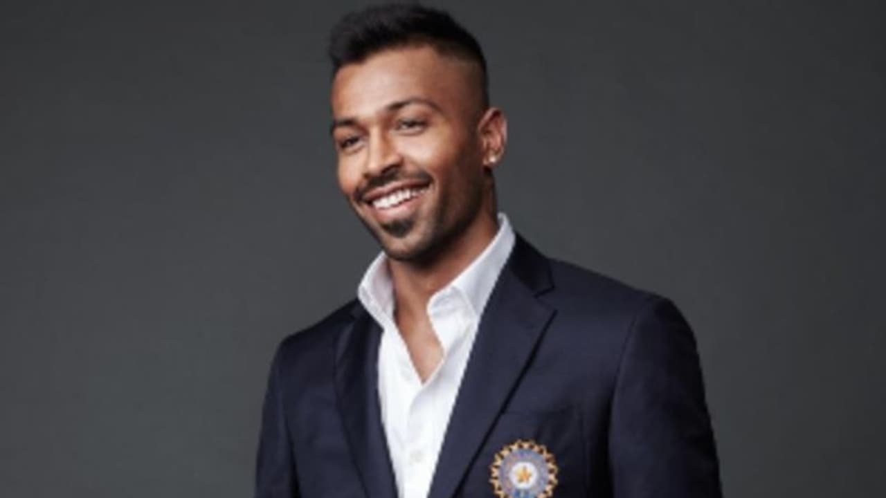 నా మొదటి కోరిక నెరవేరింది...రెండోది కూడా అతి త్వరలో: హార్దిక్ పాండ్యా (వీడియో) నా మొదటి కోరిక నెరవేరింది...రెండోది కూడా అతి త్వరలో: హార్దిక్ పాండ్యా (వీడియో)