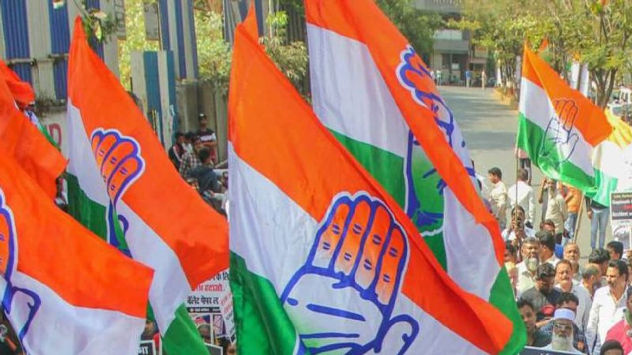 ರಾಜ್ಯ ಕಾಂಗ್ರೆಸ್ ನಲ್ಲಿ ಹೊಸ ಅತೃಪ್ತಿ ಸ್ಫೋಟ ರಾಜ್ಯ ಕಾಂಗ್ರೆಸ್ ನಲ್ಲಿ ಹೊಸ ಅತೃಪ್ತಿ ಸ್ಫೋಟ