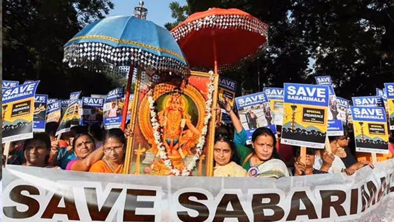 മതം: കനല് വാരിയിട്ടത് എല്ഡിഎഫ്, ഊതിക്കാച്ചിയത് ബിജെപി, നേട്ടം കൊയ്തതോ യുഡിഎഫ് മതം: കനല് വാരിയിട്ടത് എല്ഡിഎഫ്, ഊതിക്കാച്ചിയത് ബിജെപി, നേട്ടം കൊയ്തതോ യുഡിഎഫ്