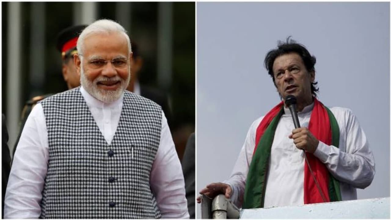 কাশ্মীর প্রসঙ্গে ক্ষেপে আগুন ভারত, পাকিস্তান ও মুসলিম দেশগুলির গোষ্ঠীকে তুলোধনা নয়াদিল্লির কাশ্মীর প্রসঙ্গে ক্ষেপে আগুন ভারত, পাকিস্তান ও মুসলিম দেশগুলির গোষ্ঠীকে তুলোধনা নয়াদিল্লির