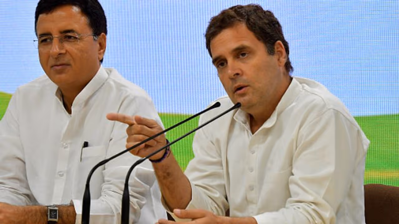 ডুবেছে জাহাজ, পালাতে চান নাবিক! আজই কি বড় সিদ্ধান্ত ডুবেছে জাহাজ, পালাতে চান নাবিক! আজই কি বড় সিদ্ধান্ত