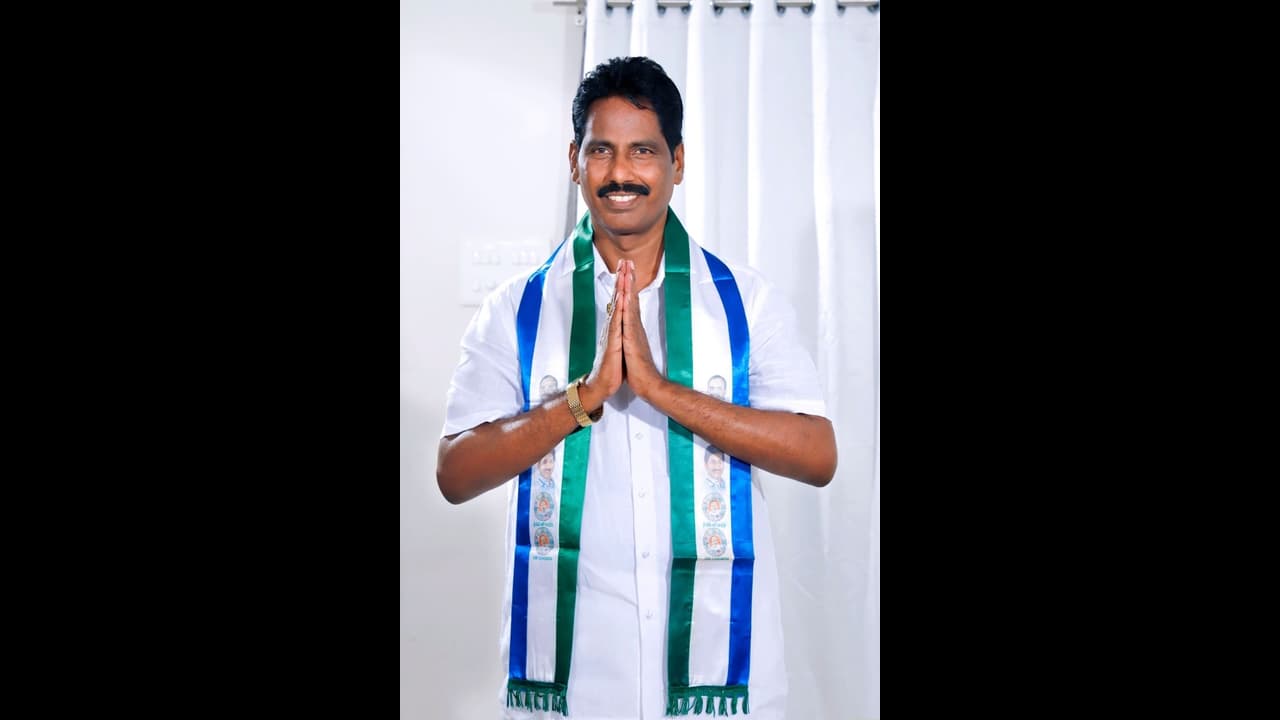 బాత్ రూమ్ దగ్గర దాక్కునేవాళ్లం,.. వాళ్ళ అంతలా వేధించారు: వైసీపీ ఎమ్మెల్యే ఆవేదన