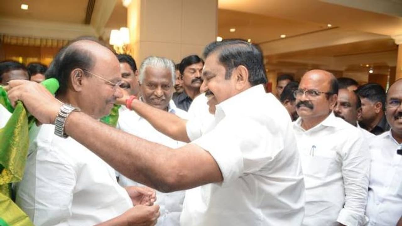 தமிழ்நாடு நாள் கொண்டாடினால் மட்டும் போதுமா..? அட்வைஸ் செய்யும் மருத்துவர் ராமதாஸ்..! தமிழ்நாடு நாள் கொண்டாடினால் மட்டும் போதுமா..? அட்வைஸ் செய்யும் மருத்துவர் ராமதாஸ்..!