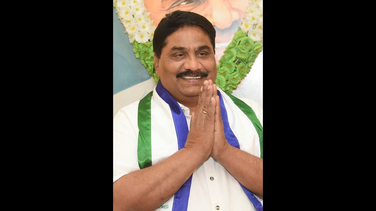 నేను ఓడిపోలేదు, ఇప్పటికీ వెనుకంజలో ఉన్నా: కోర్టులో తేల్చుకుంటానంటున్న మోదుగుల నేను ఓడిపోలేదు, ఇప్పటికీ వెనుకంజలో ఉన్నా: కోర్టులో తేల్చుకుంటానంటున్న మోదుగుల