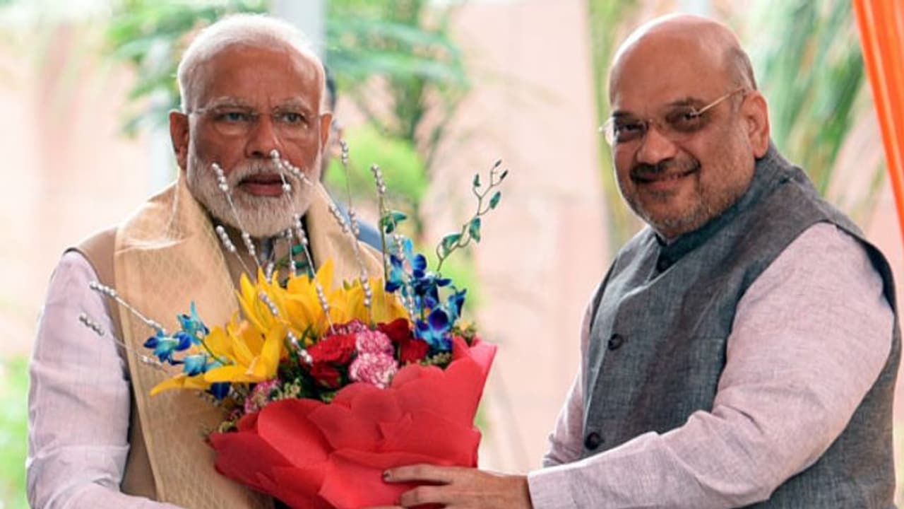 ಅಮಿತ್ ಶಾ, ರಾಜನಾಥ್ ಸಿಂಗ್ ಸೇರಿ ಕೇಂದ್ರ ಸಚಿವರ ಜೊತೆ ಮೋದಿ ಮಹತ್ವ ಸಭೆ! ಅಮಿತ್ ಶಾ, ರಾಜನಾಥ್ ಸಿಂಗ್ ಸೇರಿ ಕೇಂದ್ರ ಸಚಿವರ ಜೊತೆ ಮೋದಿ ಮಹತ್ವ ಸಭೆ!