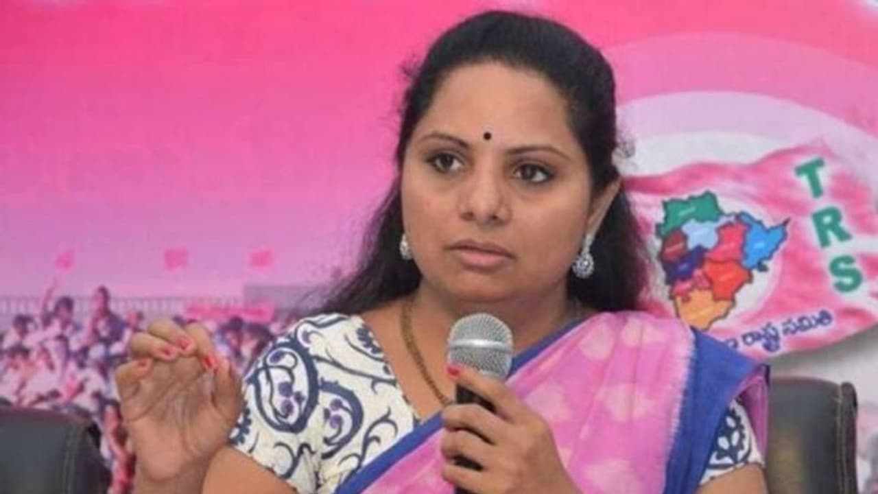 బంపర్ ఆఫర్: టీఆర్ఎస్ వర్కింగ్ ప్రెసిడెంట్ గా కవిత? బంపర్ ఆఫర్: టీఆర్ఎస్ వర్కింగ్ ప్రెసిడెంట్ గా కవిత?