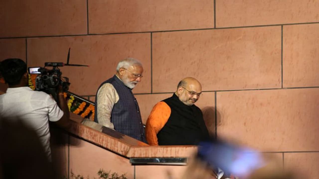 মোদী শাহকে খুন করতে মুসলিমদের উস্কানোর অভিযোগ, গ্রেফতার তামিল বুদ্ধিজীবী