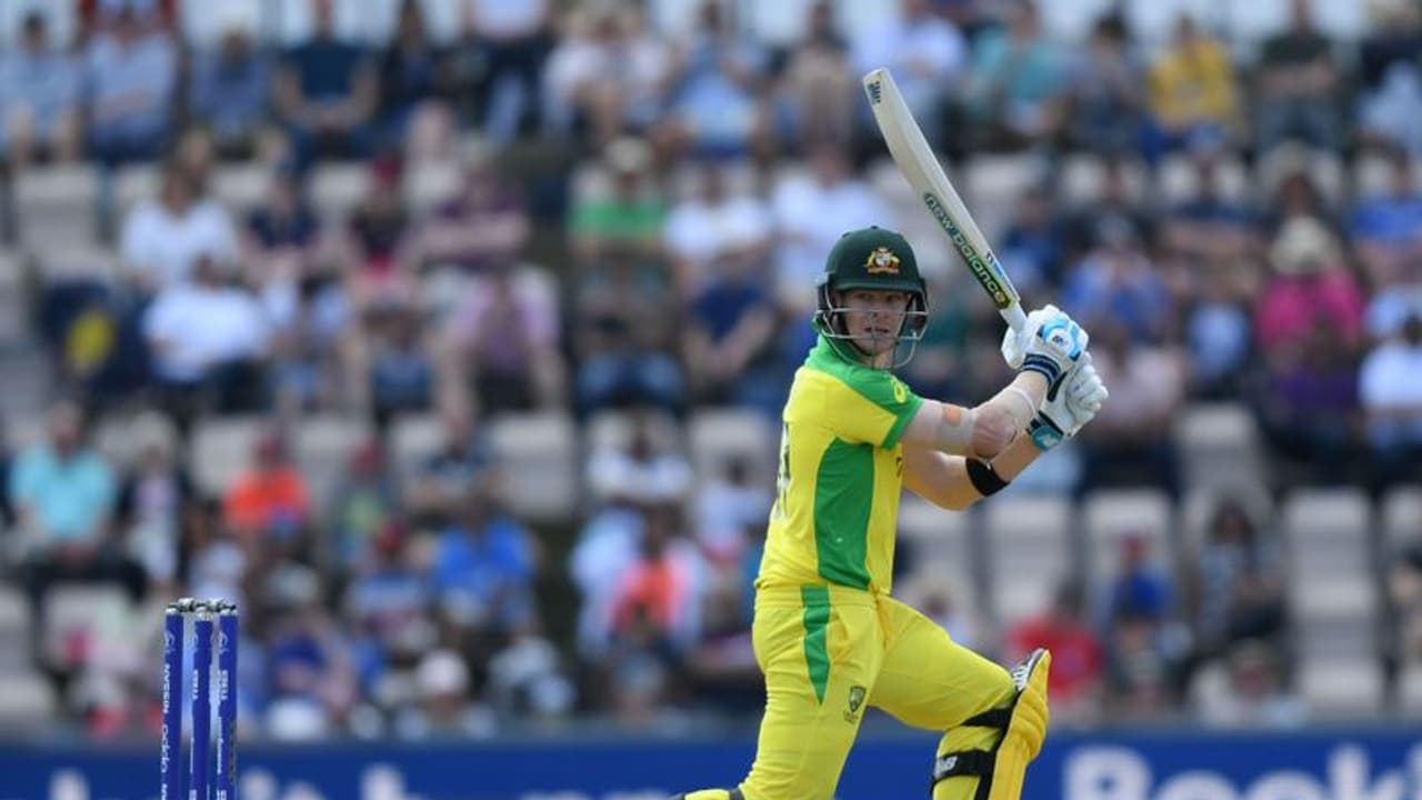 കൂവി തോല്പ്പിക്കാനാവില്ലെന്ന് ഇംഗ്ലീഷ് ആരാധകരോട് സ്റ്റീവ് സ്മിത്ത് കൂവി തോല്പ്പിക്കാനാവില്ലെന്ന് ഇംഗ്ലീഷ് ആരാധകരോട് സ്റ്റീവ് സ്മിത്ത്