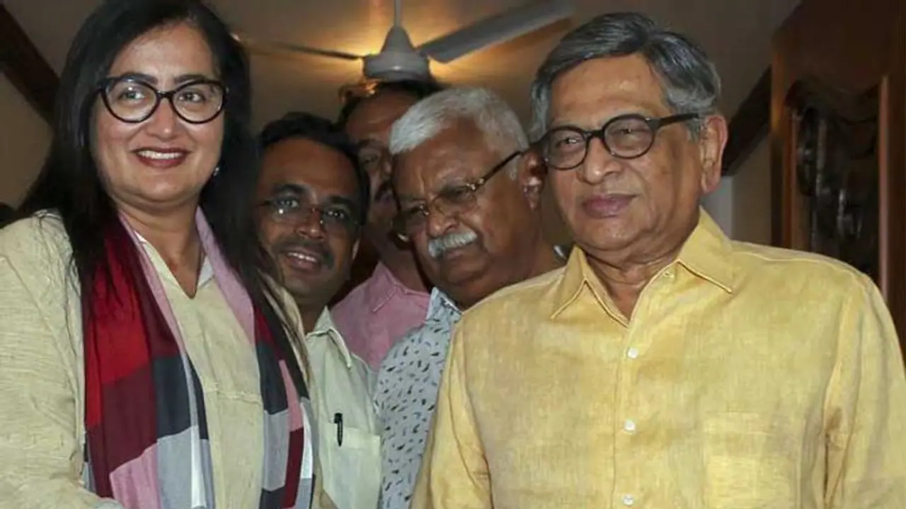 Sumalatha meets Yeddyurappa, Krishna; not to join BJP but to give issue based support