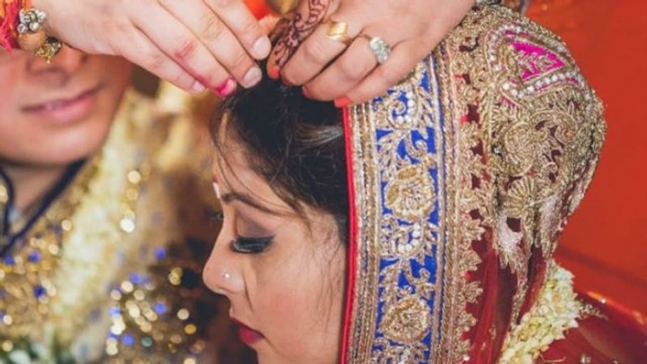 ഇവിടെ കല്യാണത്തിന് വരന്‍ വേണ്ട; പകരം വേണ്ടത് മറ്റൊരാള്‍...