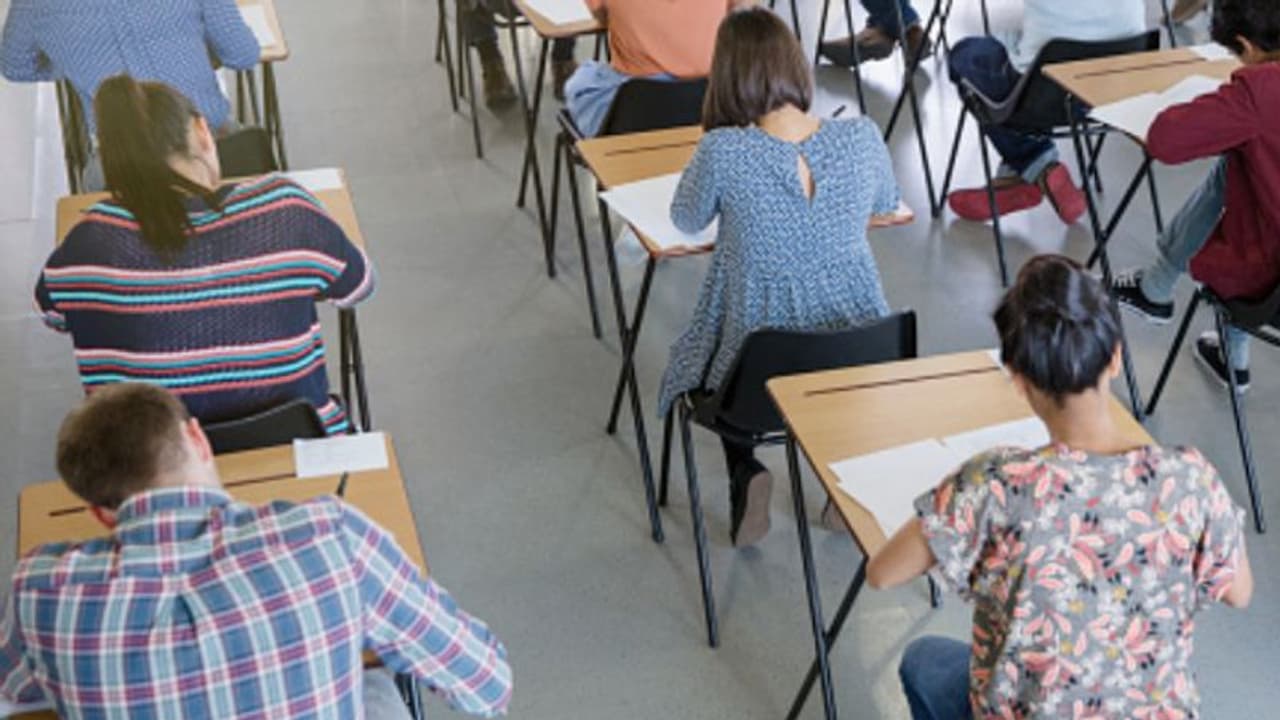 রাত পোহালেই উচ্চ মাধ্যমিকের ফলাফল, জেনে নিন কীভাবে জানবেন ফলাফল রাত পোহালেই উচ্চ মাধ্যমিকের ফলাফল, জেনে নিন কীভাবে জানবেন ফলাফল