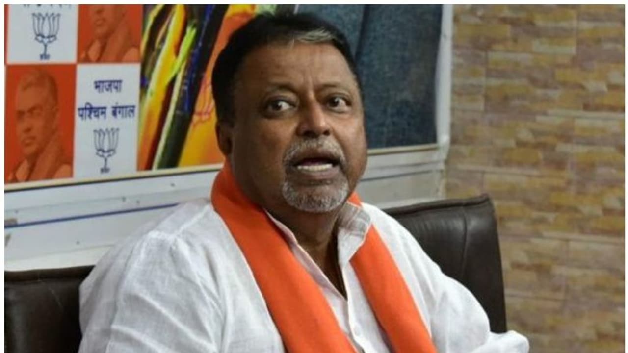 বিধায়ক হত্যা কাণ্ডে স্বস্তিতে মুকুল, নদিয়ায় প্রবেশে বাধা রইল না বিধায়ক হত্যা কাণ্ডে স্বস্তিতে মুকুল, নদিয়ায় প্রবেশে বাধা রইল না