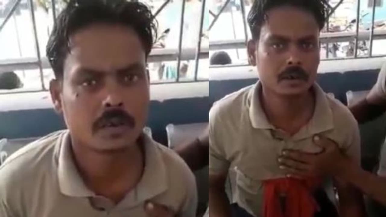 নাম বলেই গুলি খেলেন এই মুসলিম ব্যক্তি! পাকিস্তান চলে যাওয়ার হুমকি দিলেন আক্রমণকারী নাম বলেই গুলি খেলেন এই মুসলিম ব্যক্তি! পাকিস্তান চলে যাওয়ার হুমকি দিলেন আক্রমণকারী