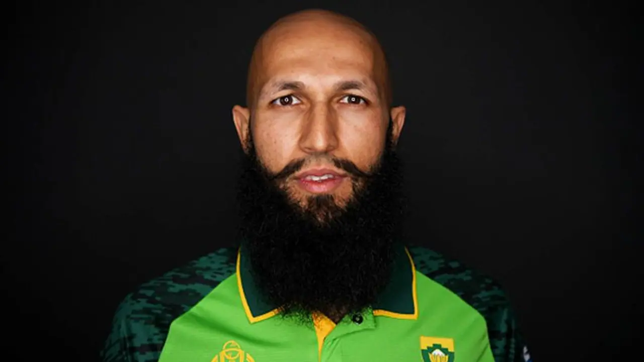 ಪಂದ್ಯಕ್ಕೂ ಮೊದಲು ಈದ್ ಪ್ರಾರ್ಥನೆ ಸಲ್ಲಿಸಿದ ಆಮ್ಲಾ, ತಾಹಿರ್ ಪಂದ್ಯಕ್ಕೂ ಮೊದಲು ಈದ್ ಪ್ರಾರ್ಥನೆ ಸಲ್ಲಿಸಿದ ಆಮ್ಲಾ, ತಾಹಿರ್