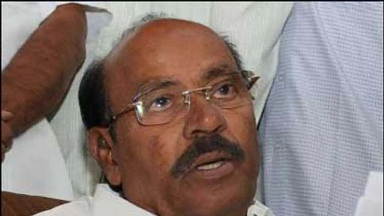 கோவையிலிருந்து கர்நாடகாவுக்கு எண்ணெய் குழாய் திட்டம்.. மோடி, எடப்பாடி அரசுகள் மீது டாக்டர் ராமதாஸ் அட்டாக்! கோவையிலிருந்து கர்நாடகாவுக்கு எண்ணெய் குழாய் திட்டம்.. மோடி, எடப்பாடி அரசுகள் மீது டாக்டர் ராமதாஸ் அட்டாக்!